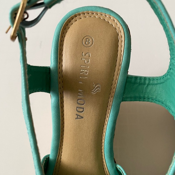 Spirit Moda Strappy Sandal w/Cork Wedge Platform 8 - Picture 6 of 12